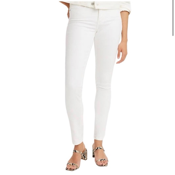 NWT Levi’s 311 Shaping Skinny Jeans 26x30 White Hyper-soft - Picture 1 of 6